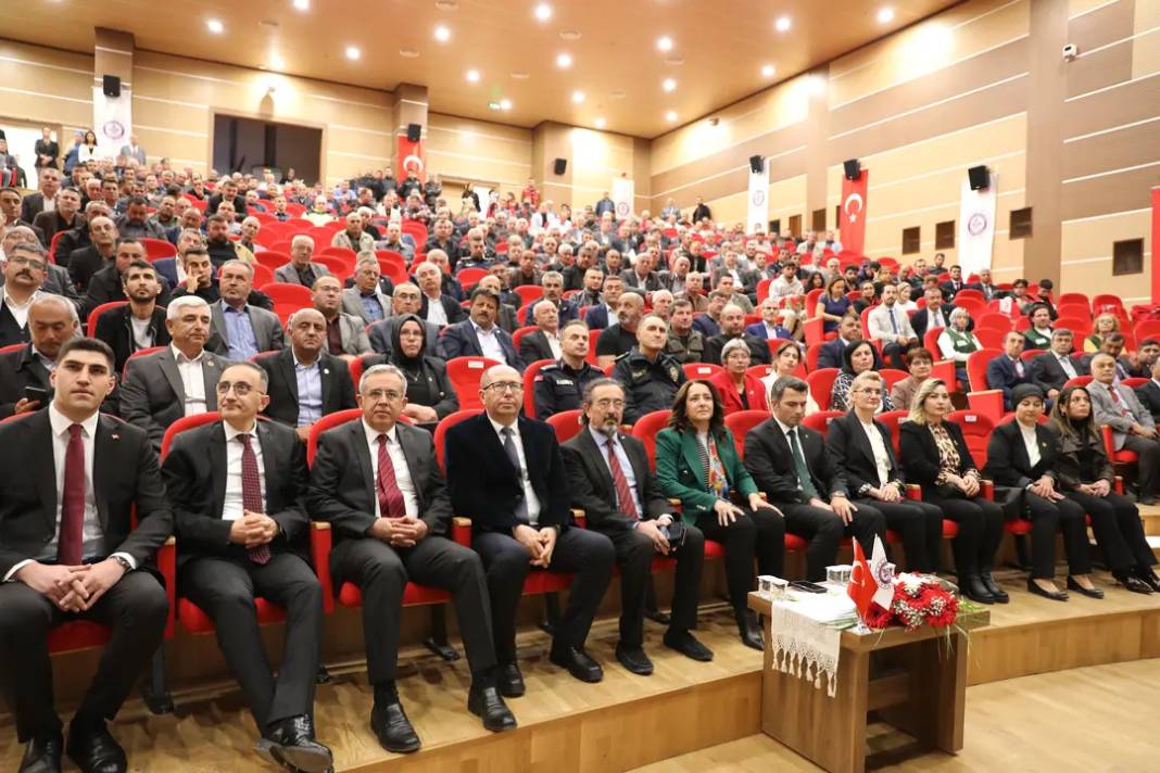 Burdur Muhtarlar Akademisi 4 Gün Sürdü: 327 Muhtara Sertifika 3